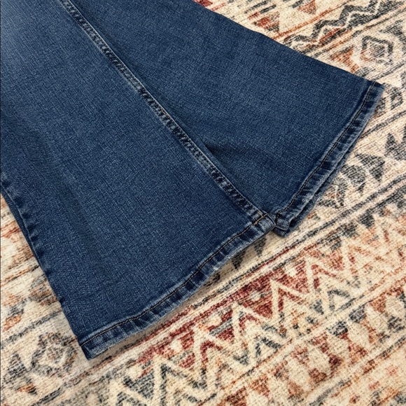 Wrangler Retro Mae Women's Classic Blue Boot Cut Jeans - Picture 8 of 13